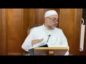 يسلم حين يسلم الإمام