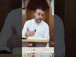 Sheikh Ahmad Mazloum nos lembra da importância de visitar e acompanhar pessoas boas